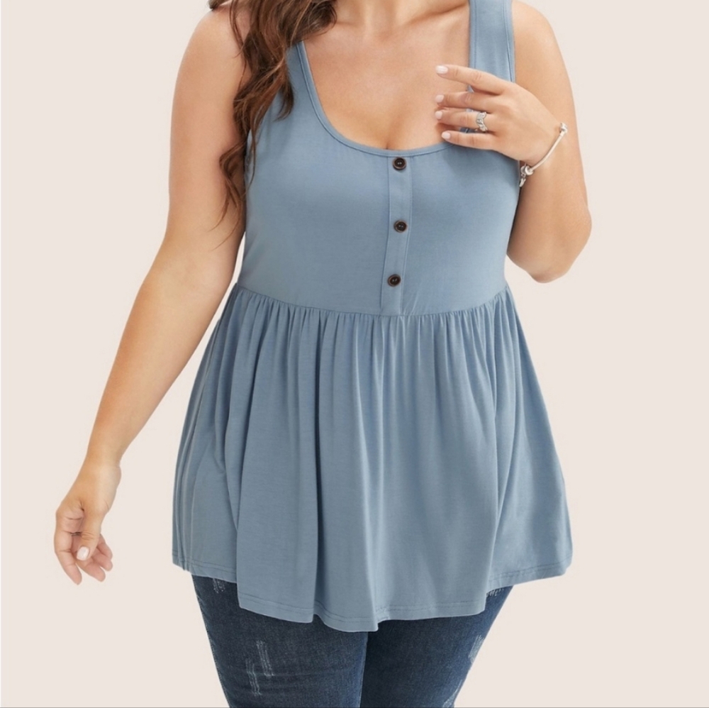 BloomChic Blue Buttoned Tank Top - Picture 2 of 10